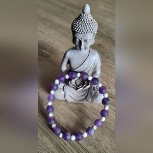 Amethyst & Howlite Beaded Bracelet
